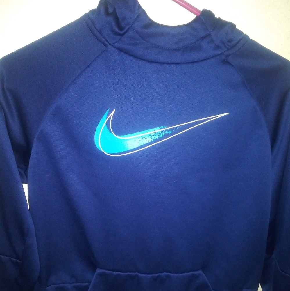 Nike dry fit hoodie